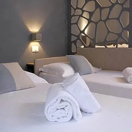 מלון Stella Del Mare 3*